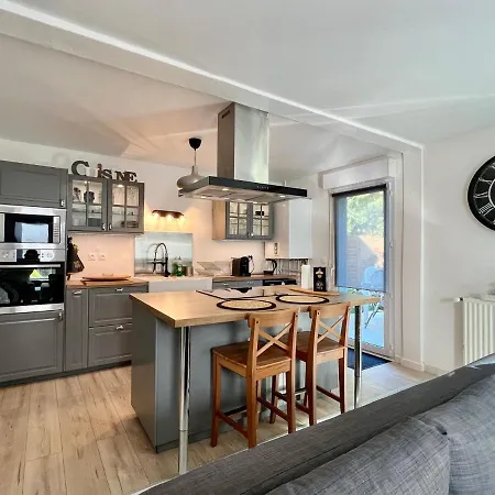 Appartement Avec Jacuzzi Et Jardin - Jusqu'A 8 Pers - Nantes Exterior foto